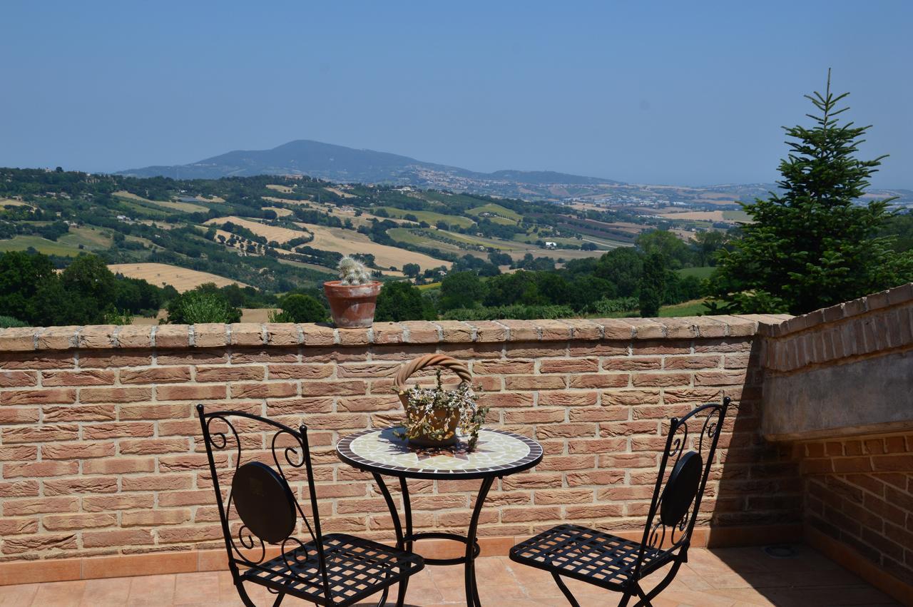 B&B Madonna Carradori Offagna Eksteriør bilde